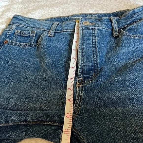 Old Navy High Rise Kicker Boot Cut Jeans - Picture 12 of 13